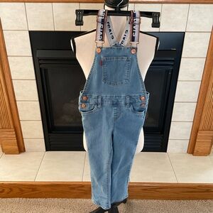 Levi’s Girls’ Girlfriend Overalls, Med-Wash Denim w/Patterned Straps, Girls Sz 5